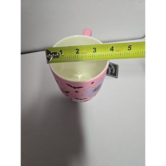 COBWEBS & CAULDRONS HALLOWEEN PINK PUMPKINS FLOWERS SOFT TOUCH MUG - Picture 7 of 9